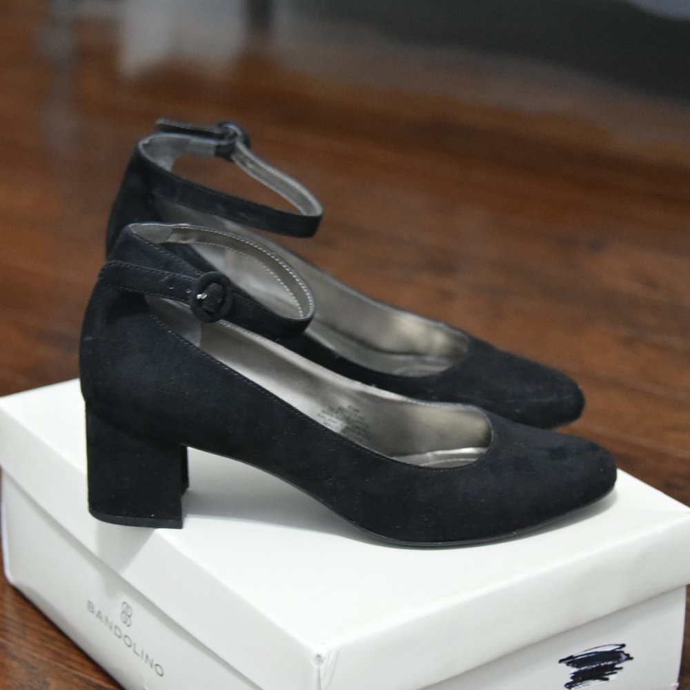 8.5 Bandolino O'Dear maryjane pumps block heel BLACK Faux Suede ankle strap